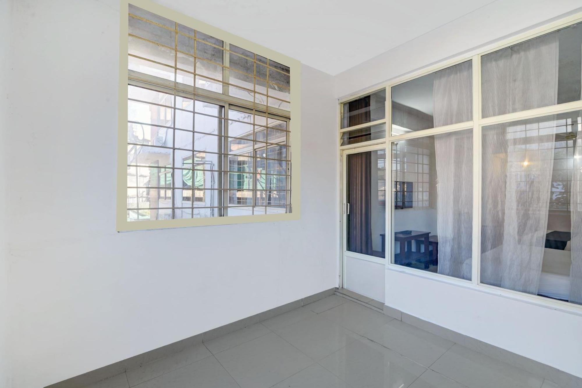 Super Collection O Madikeri City Center Near Ksrtc Bus Stand Coorg Formerly Hotel Ragsys ماديكيري المظهر الخارجي الصورة